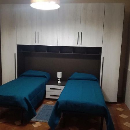 Casa Vacanza Petrulli Zafferana Etnea Buitenkant foto