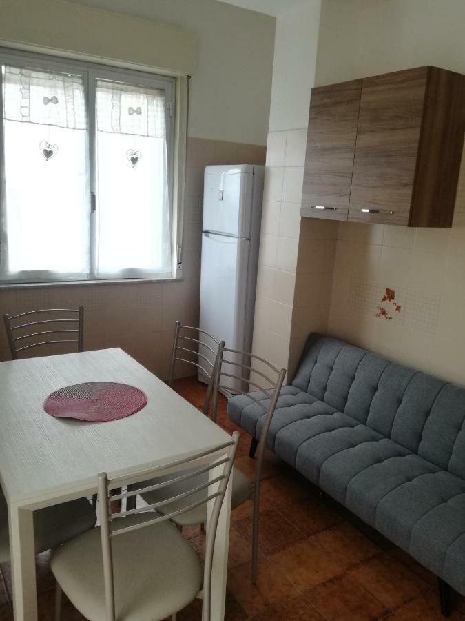 Casa Vacanza Petrulli Zafferana Etnea Buitenkant foto