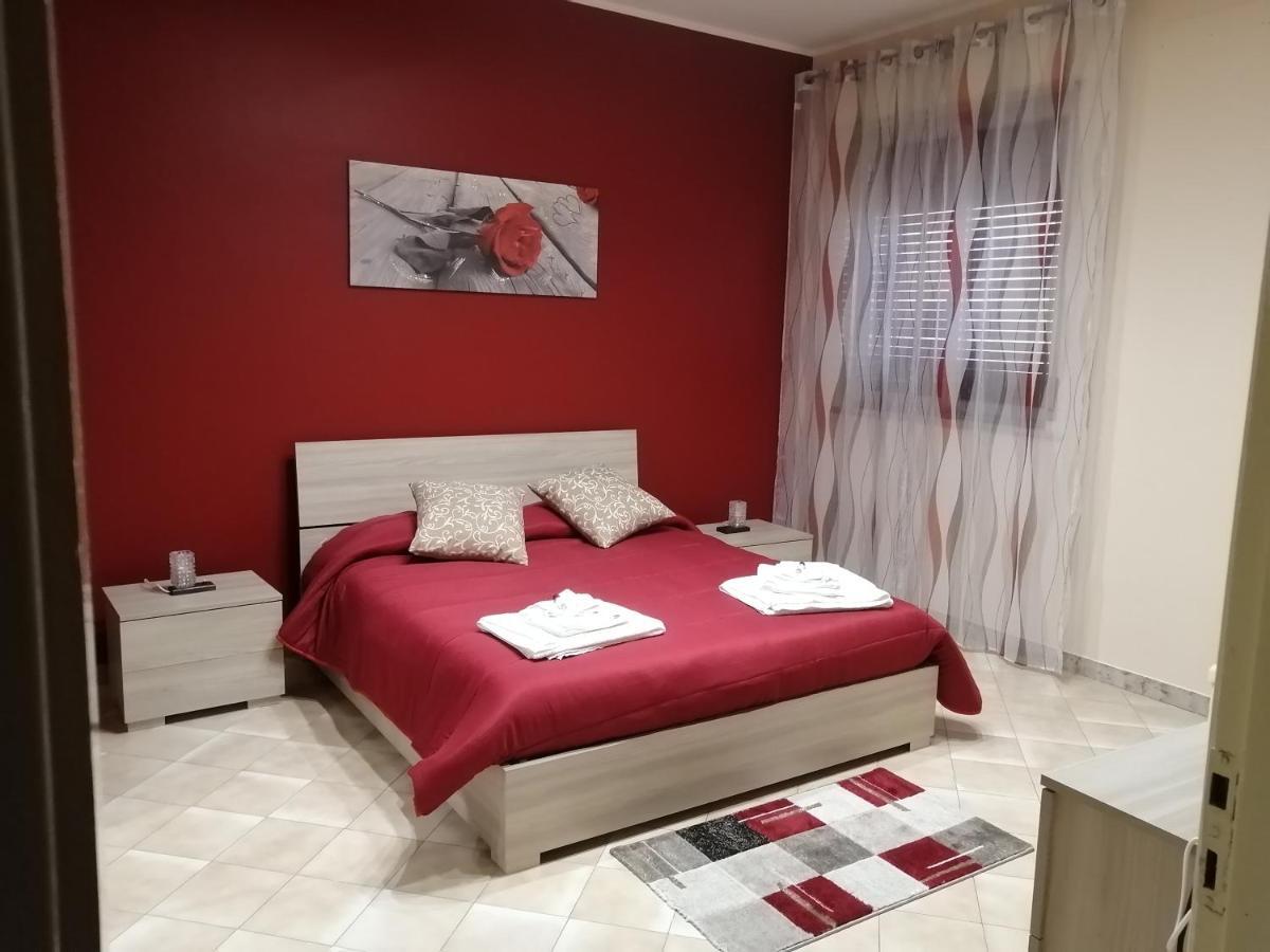 Casa Vacanza Petrulli Zafferana Etnea Buitenkant foto